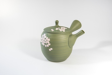 Product image for:Kyusu Chikushun grün mit Blütenmotiv (Y21-242)